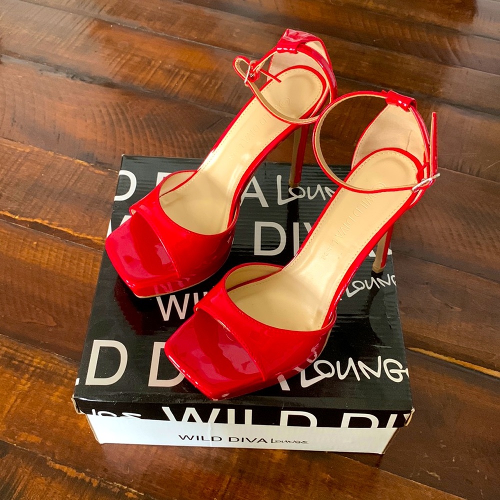 New! With tags, red patent stiletto. Cute. Size 6.